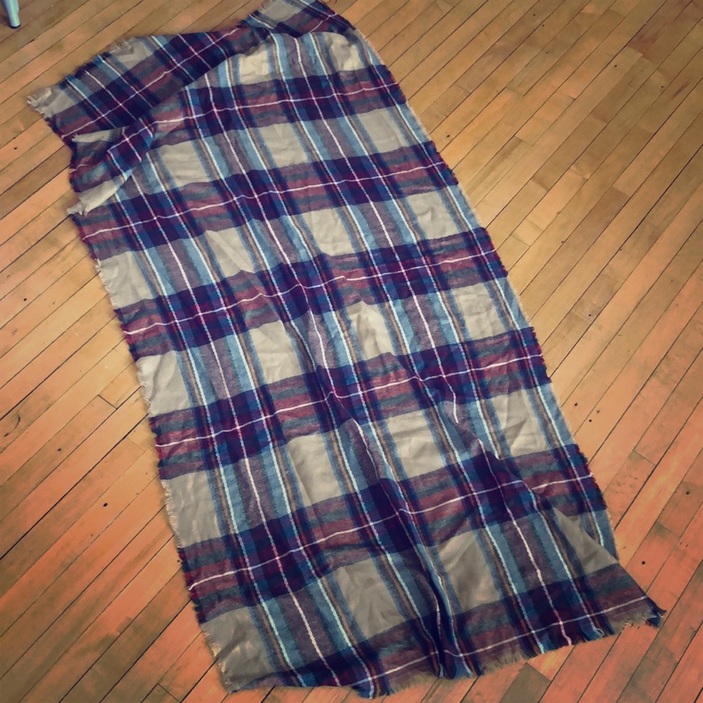 Plaid scarf